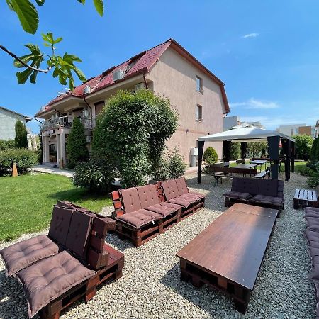 فندق Ametist Casa Leului Năvodari المظهر الخارجي الصورة
