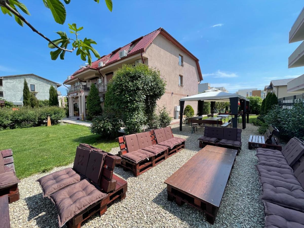 فندق Ametist Casa Leului Năvodari المظهر الخارجي الصورة