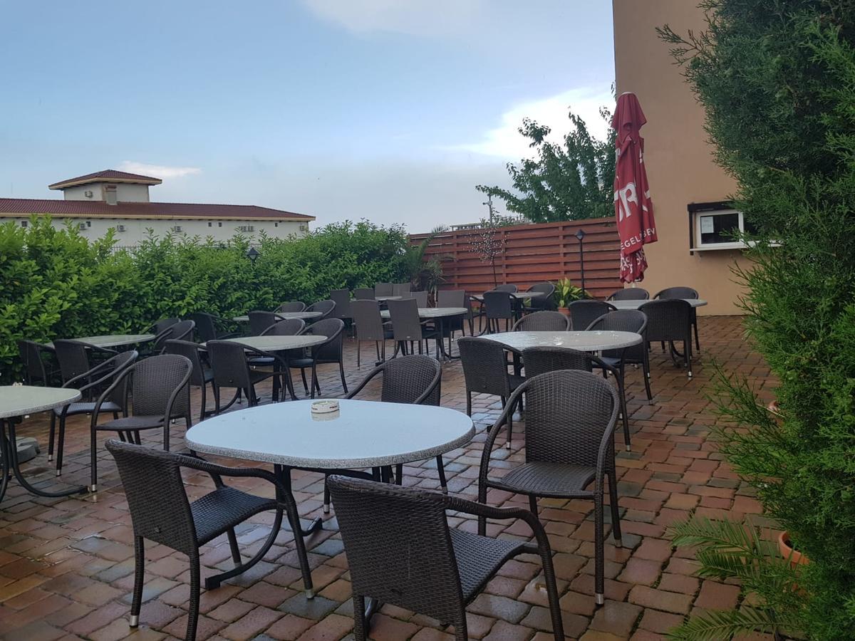 فندق Ametist Casa Leului Năvodari المظهر الخارجي الصورة